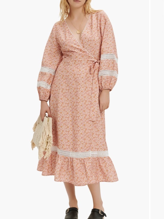 Maje Dresses & Skirts - Maje Peach Floral Midi Dress Wrap with Lace Trim